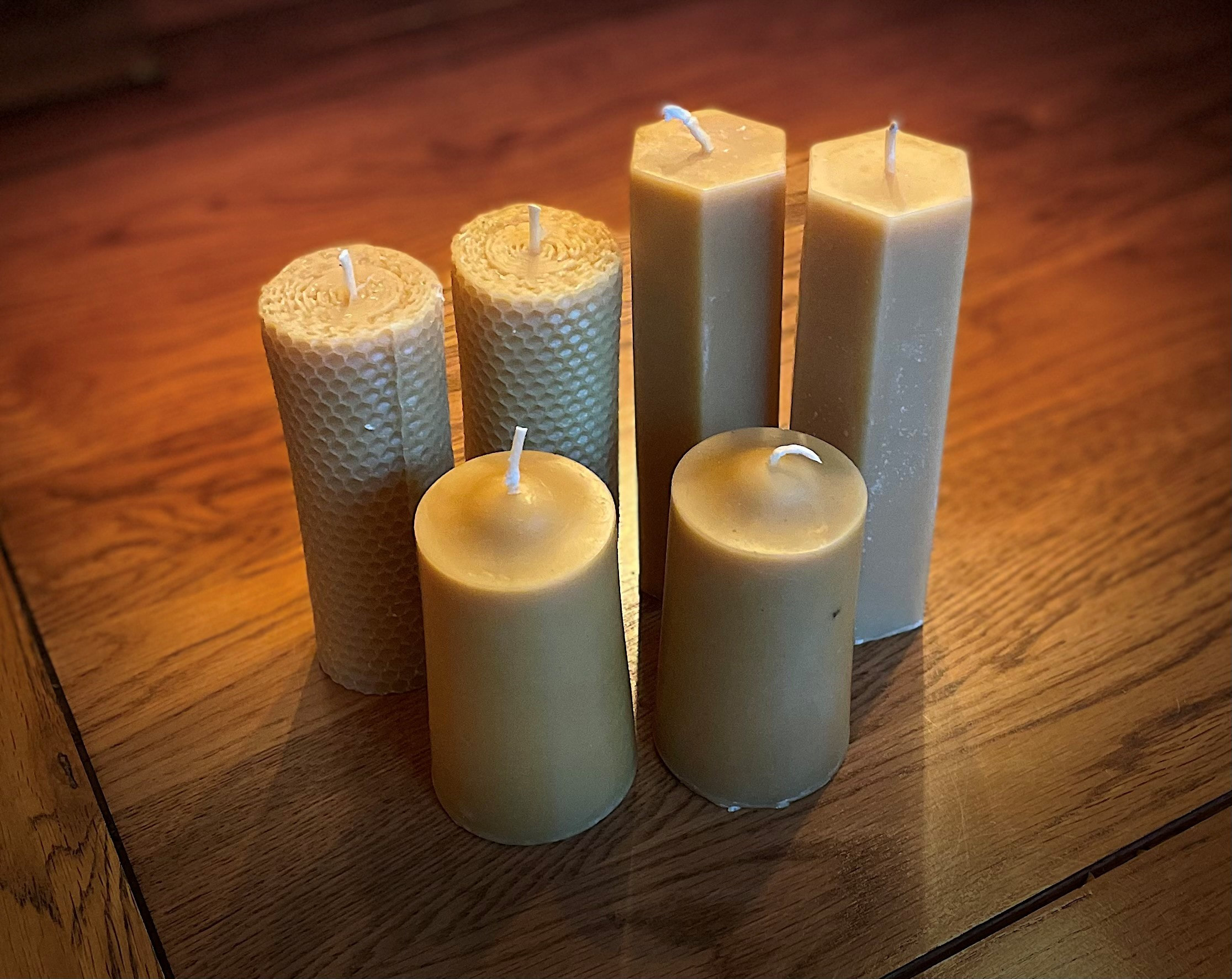 WINTER SALE ~ 8 EXTRA Large 100% PURE BEESWAX PILLAR candles ~ 20cm x 5cm
